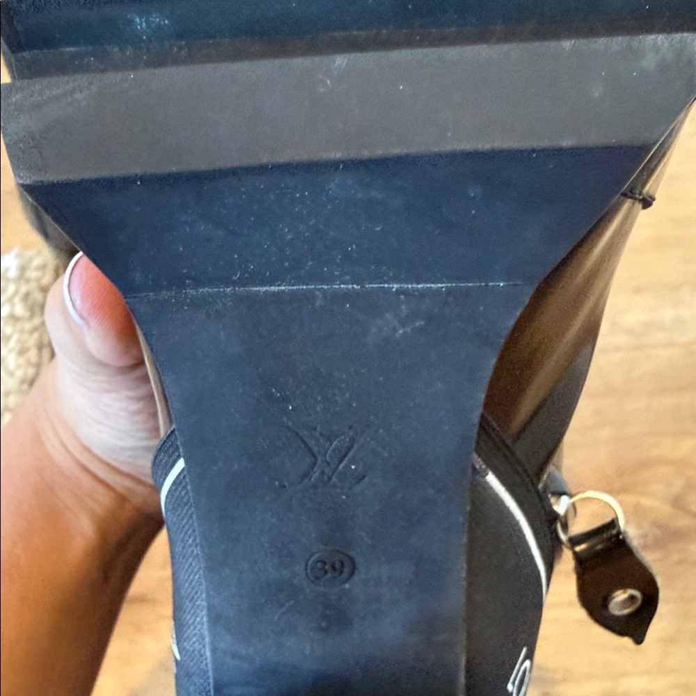 Louis Vuitton Black Patent Leather Combat Boots - Picture 14 of 15